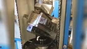 国产雕刻机评测视频网,性能解析与选购指南